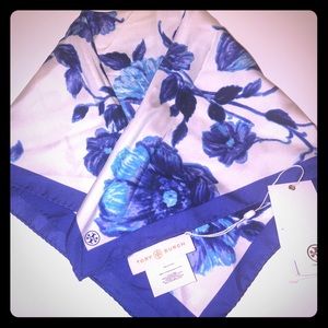 Tory Burch 100% Silk Neckerchief (Scarf)